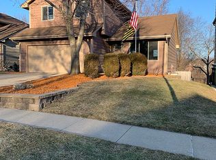 301 23rd St, West Des Moines, IA 50265