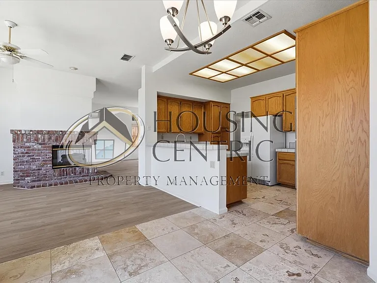 108 Pembury Way — Photo 16