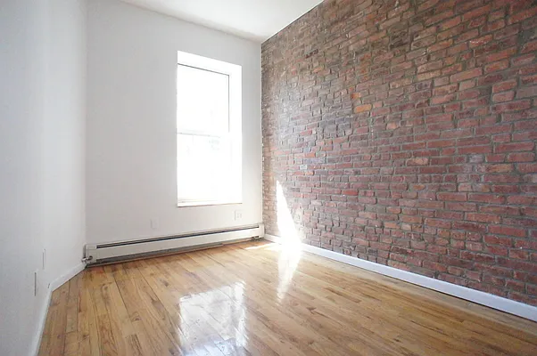 Rented by Keller Williams NYC | media 20