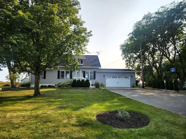 31769 E Thome Rd, Rock Falls, IL 61071