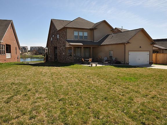 3rd image of 3174 Natoma Cir