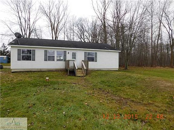 2nd image of 7053 Strawberry Ln