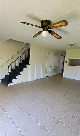 4th image of 10821 Roger Dr APT B