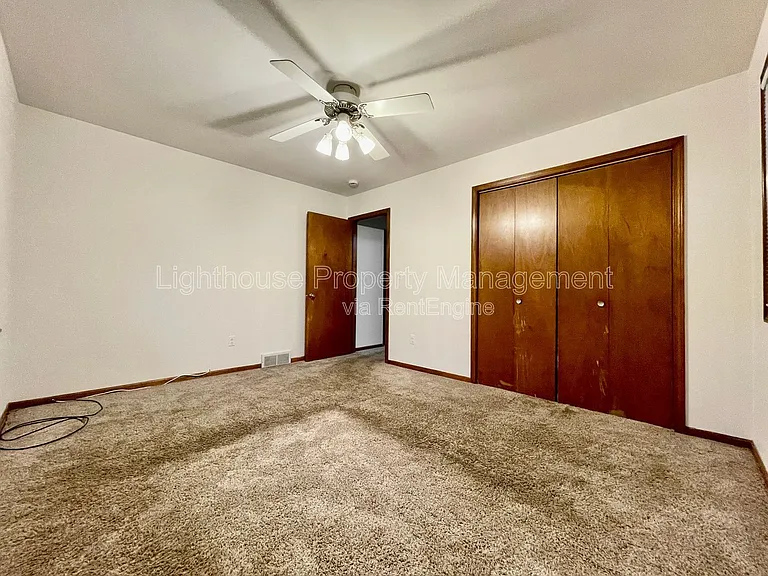 1348 Carriage Hill Dr SE — Photo 13
