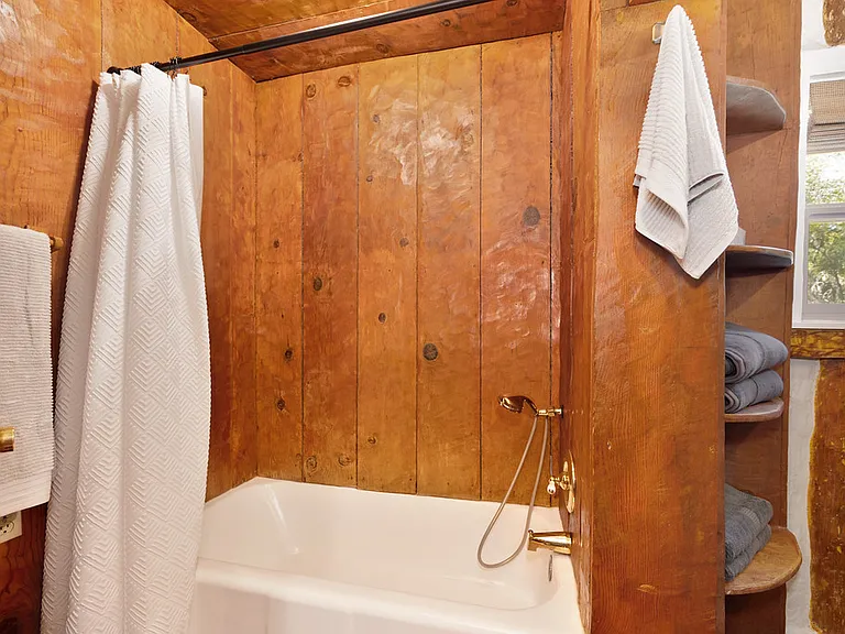 775 Lester Ln — Photo 20