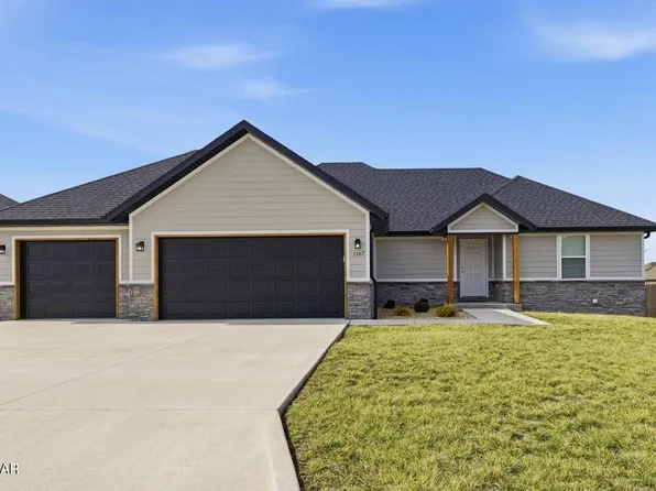 1167 S Gettysburg Loop, Republic, MO 65738