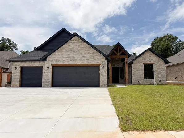 10036 Primrose Ln, Midwest City, OK 73130