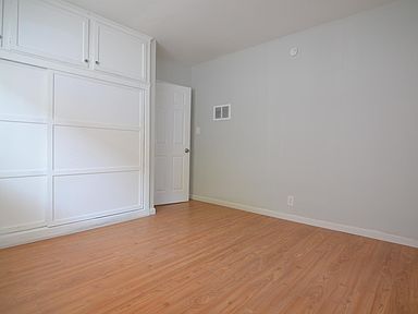 3773 S Barrington Ave APT 4, Los Angeles, CA 90066 | Zillow