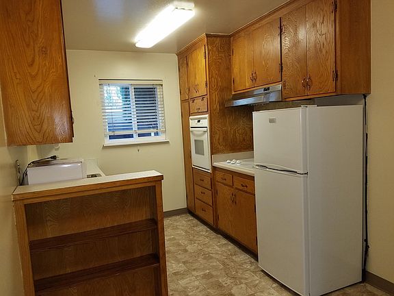 3rd image of 991 Boranda Ave APT 13