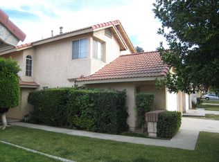 3521 Four Seasons Rd, Riverside, CA 92503