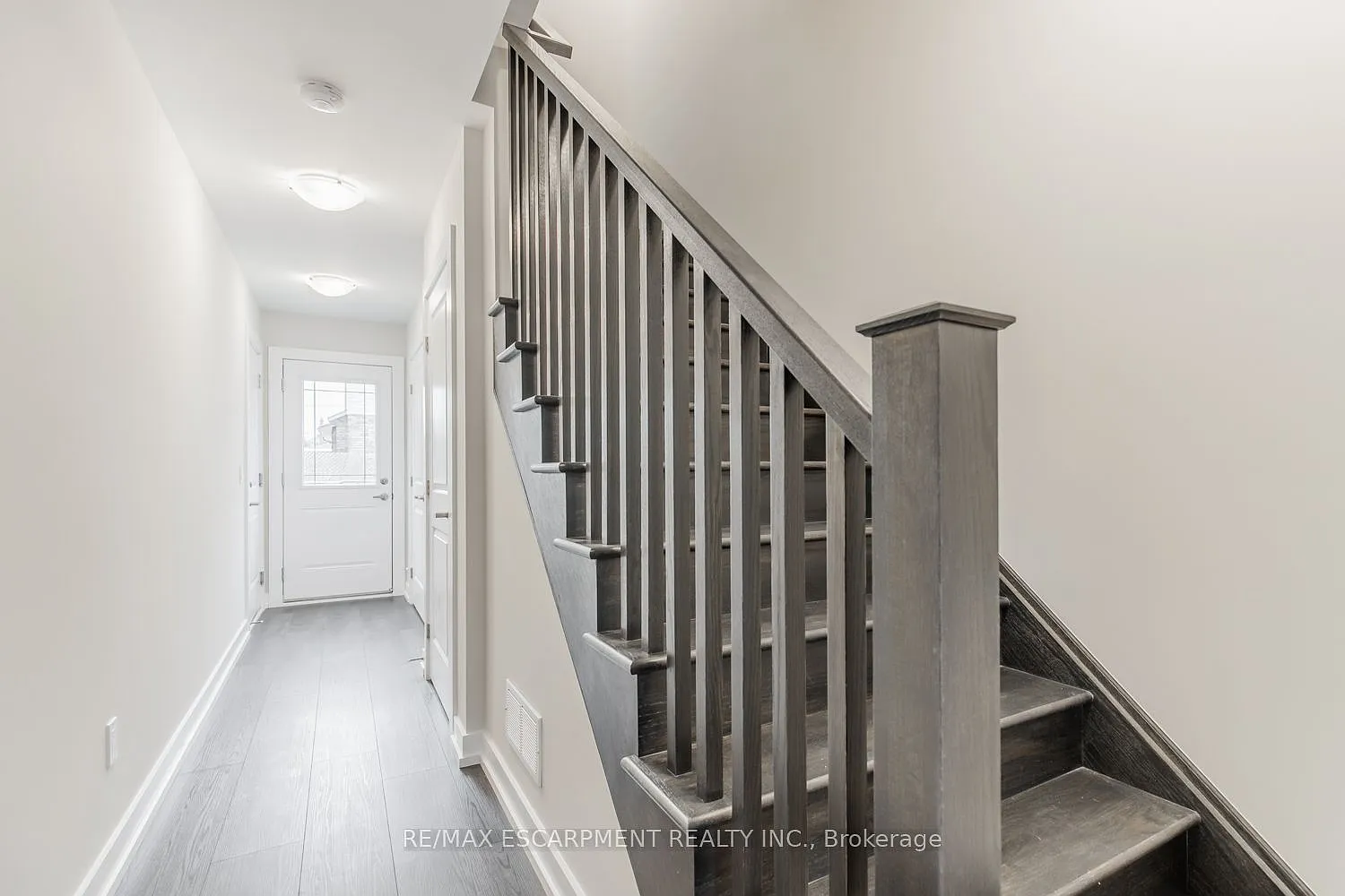 2 bed, $2,600 — Photo 3