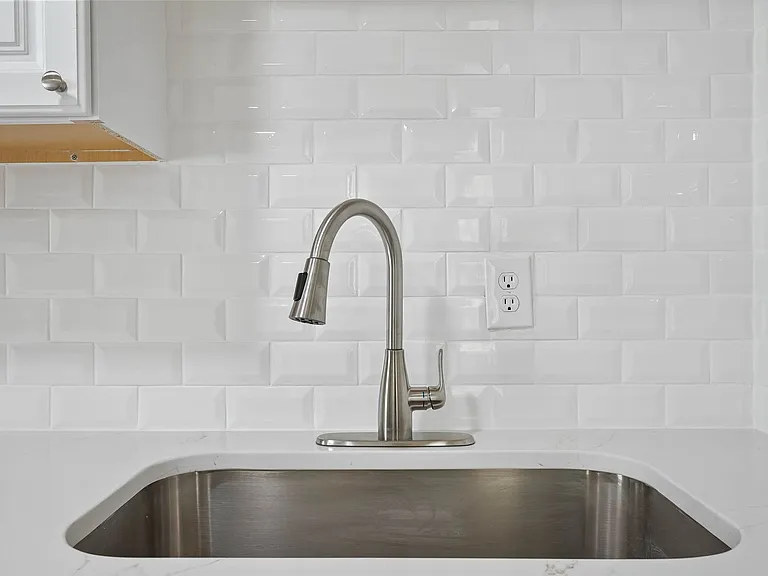 709 Shambrey St — Photo 11