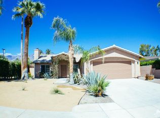 2043 Lawrence St, Palm Springs, CA 92264
