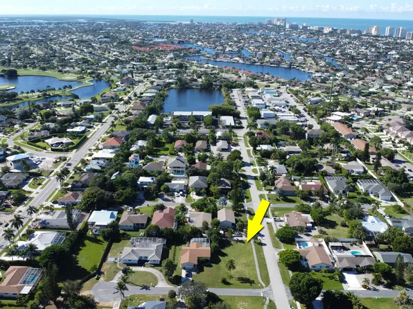 245 Quail Dr, Marco Island, FL 34145