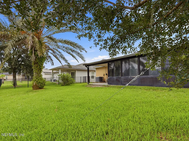 60 S Twin Maple Rd — Photo 27
