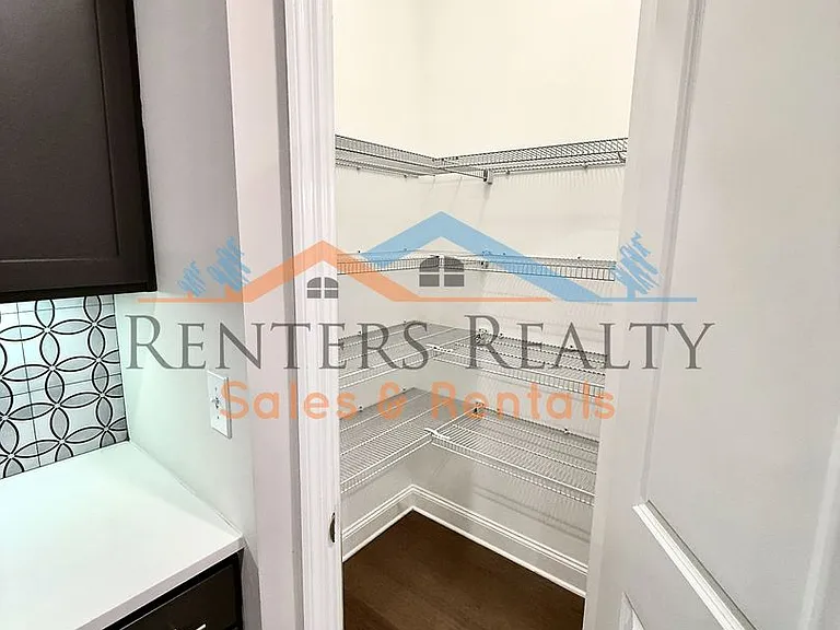 104 Colony Cove Dr — Photo 11
