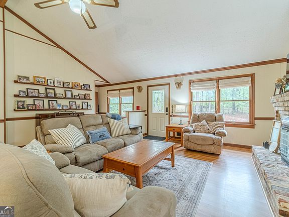 5th image of 3661 Pennington Dr SE