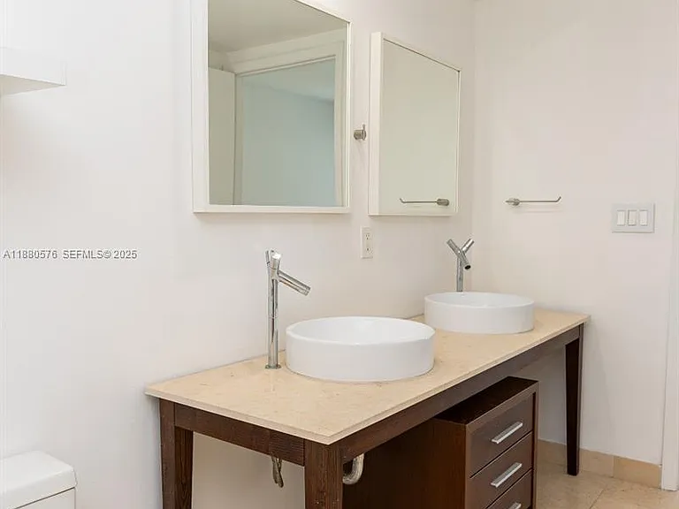495 Brickell Ave #2102 — Photo 22