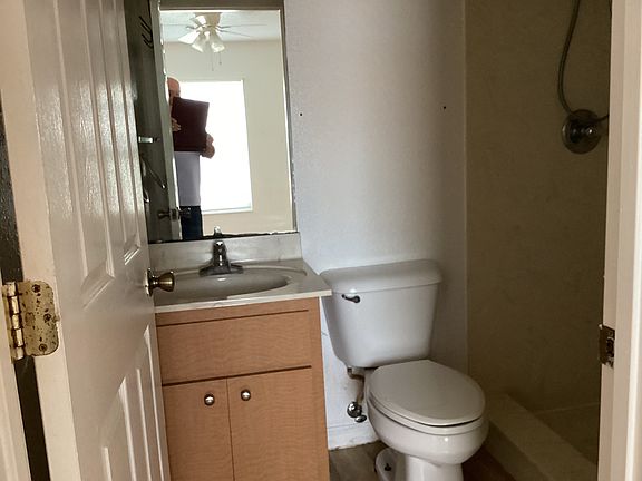 5th image of 5213 SE 114th St