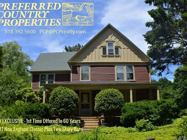 96 West St, Lenox, MA 01240