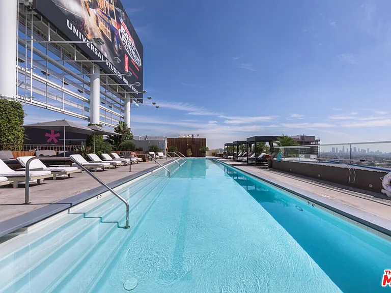 6250 Hollywood Blvd #10N — Photo 42