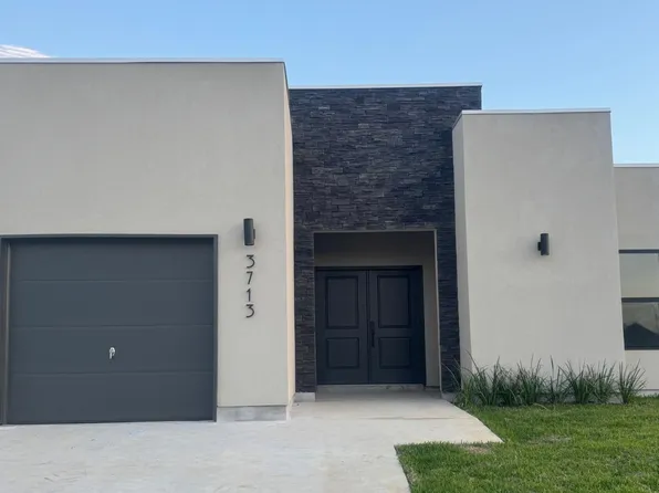 3713 Eduardo E Hayes Rd, Laredo, TX 78046