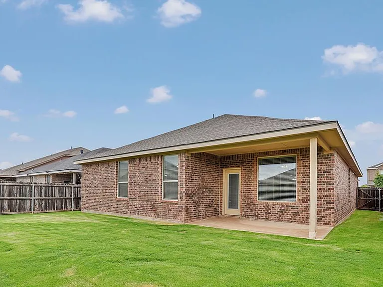 6711 Hall Of Fame Blvd — Photo 44