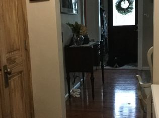 10 Beach Dr, Merrick, NY 11566