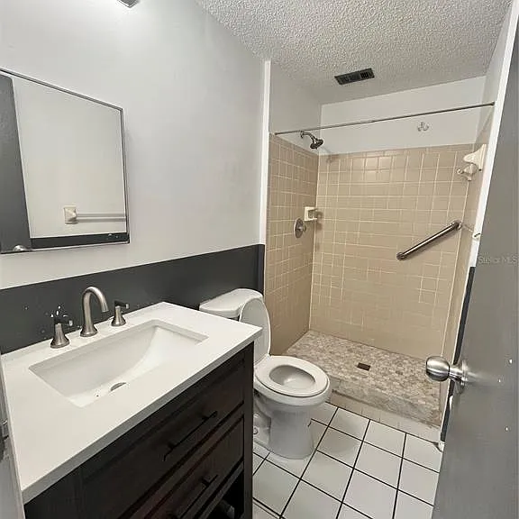 4918 Silver Oaks Vlg #F — Photo 27
