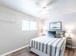 2478 White St APT 10, Cincinnati, OH 45214