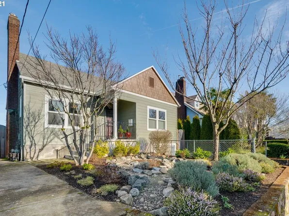 1823 N Ainsworth St, Portland, OR 97217