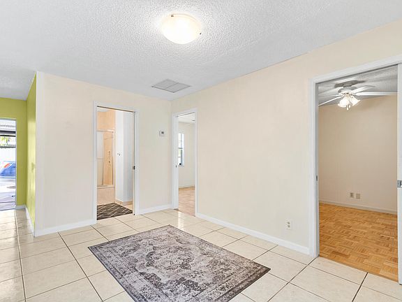 5th image of 4619 Gladiator Cir