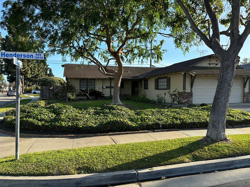 2nd image of 10602 Henderson Ave