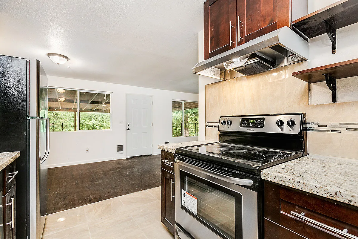 2311 O St NE — Photo 3