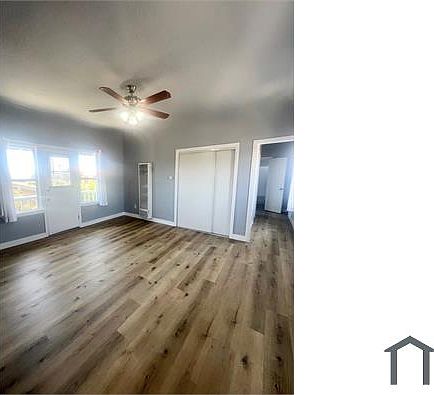 3rd image of 3978 La Salle Ave