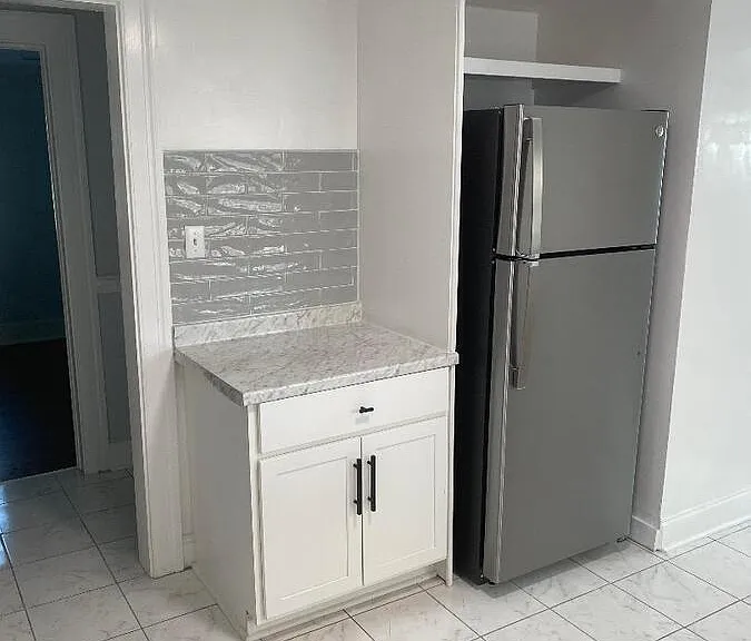 415 Singletary St SE #A — Photo 3