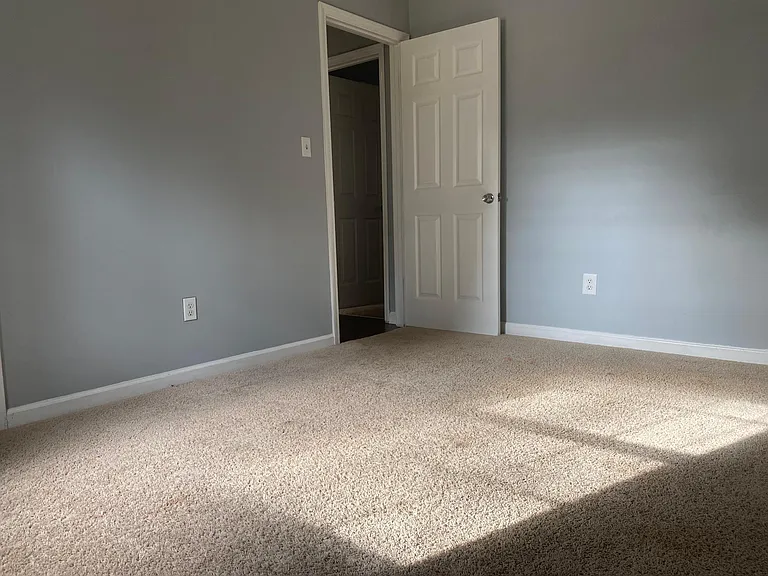 31 Hollyberry Ct — Photo 11