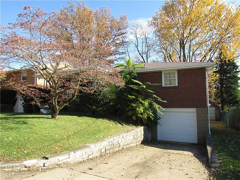 269 Henry St photo 1