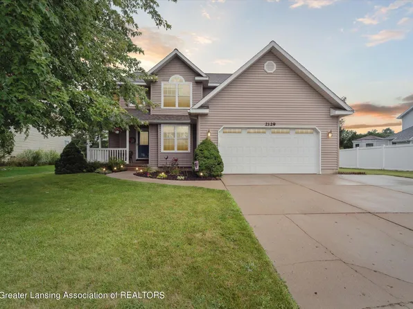2129 Moorwood Dr, Holt, MI 48842