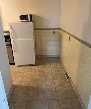 4th image of 106 Braintree St #1F