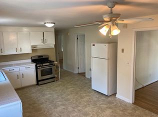 35 Hanford Ave, Bridgeport, CT 06605