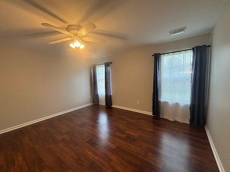 644 Grover Dr — Photo 29