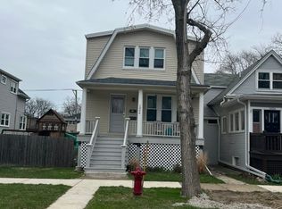 1024 Elgin Ave APT 1, Forest Park, IL 60130
