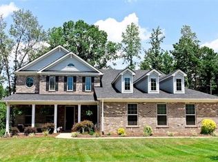 262 S San Agustin Dr, Mooresville, NC 28117