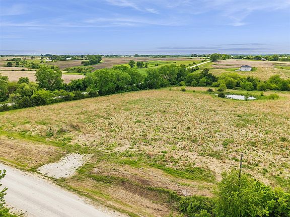 2nd image of Peru Rd