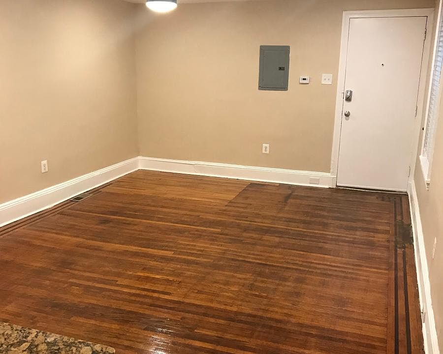 2nd image of 2020 Race St APT 1R