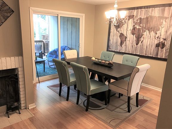 4th image of 4100 Five Oaks Dr Unit 25