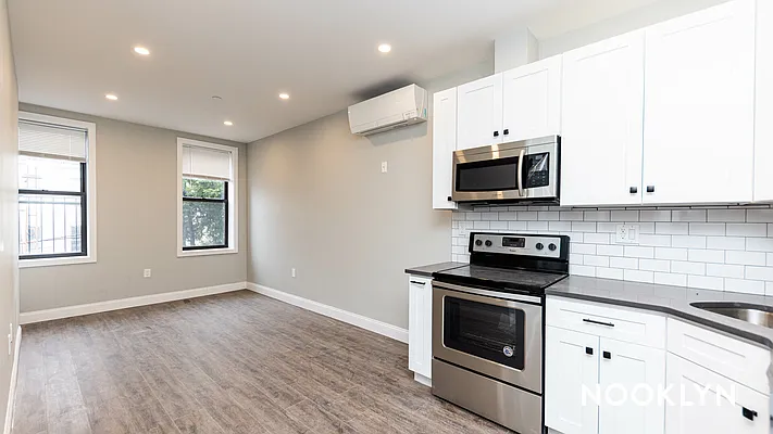 Rented by Nooklyn NYC LLC | media 1