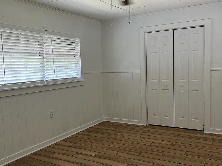 421 NW Fern Brook Loop — Photo 6