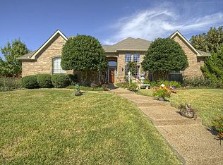 1803 Palace Ct, Corinth, TX 76210